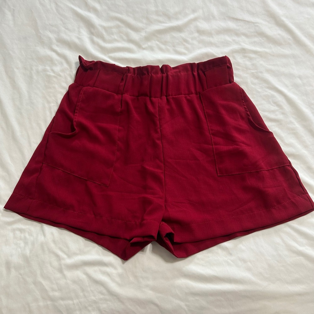 Fashion Nova Burgundy Red Paperbag Waist Shorts High Rise Pockets Womens Small